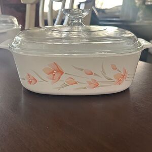 Corning Ware casserole dish in the Peach Floral pattern. Vintage, LIKE NEW A-2-B